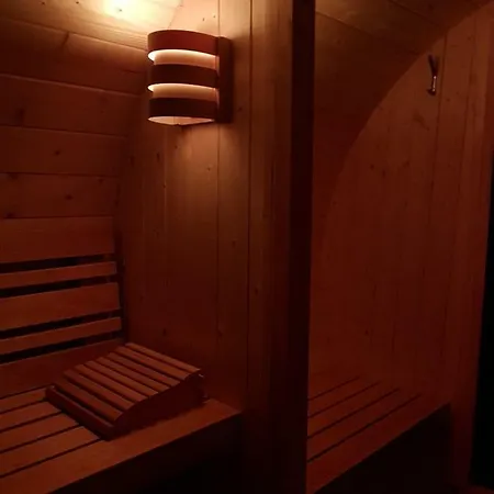 机场公寓式酒店