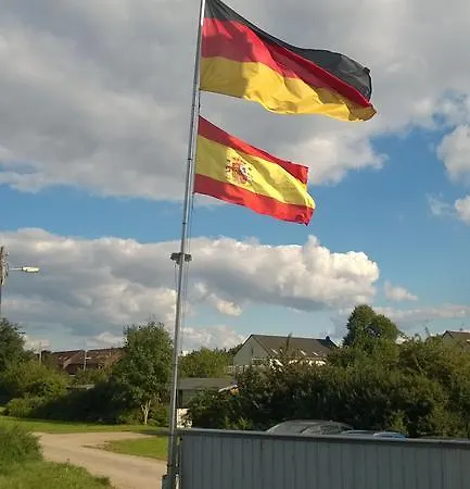 Airport Апартаменты *